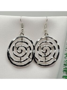 ✨2/$10✨ Spiral Earrings Silver-tone Circle Dangle